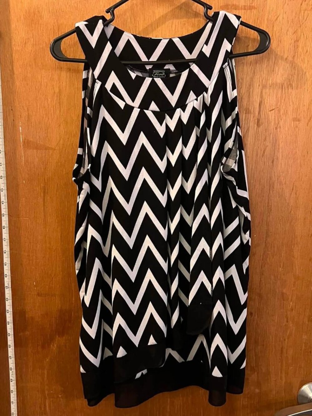 Size 2X - Shannon Ford - Black and White Chevron Stripe Sleeveless Blouse